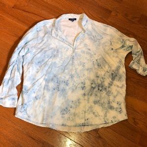 Bandolino long sleeve shirt.